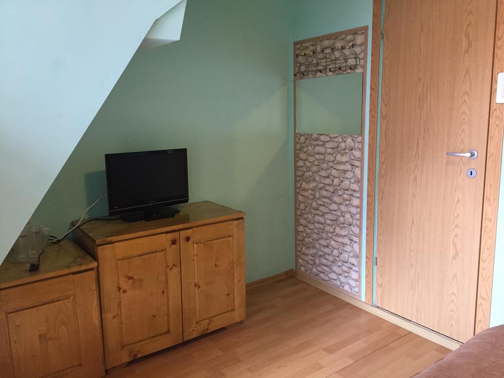 Pensiunea Aurora - Great Hostel וויניאסה מראה חיצוני תמונה